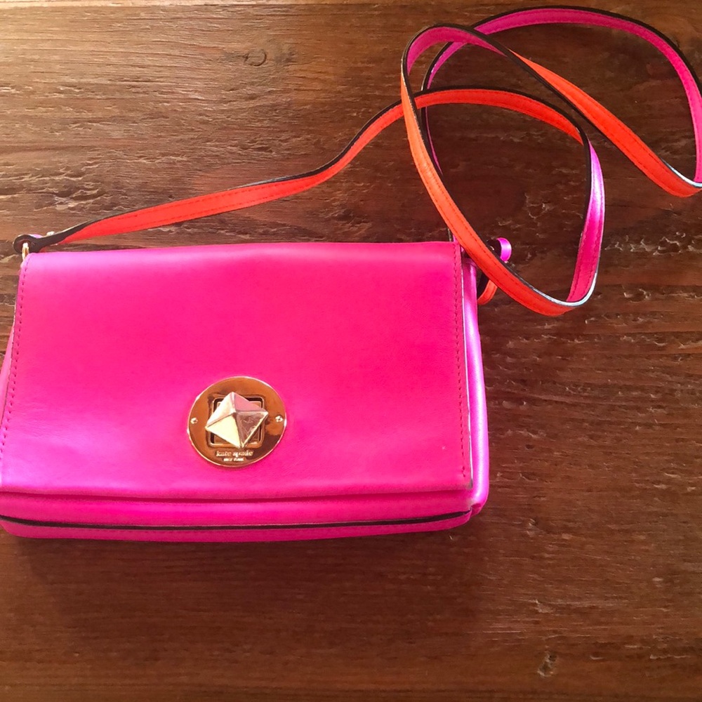Super Cute Kate Spade Leather Crossbody Bag